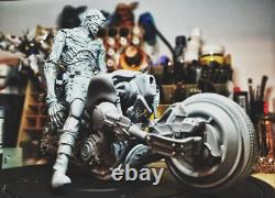 Locust Motorcycle Garage Kit Figure Model Kit Unpainted Unassembled GK Resin 1/6