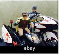 Mattel Batcycle 1/12 Resin Highly detailed Batfigures Unpainted