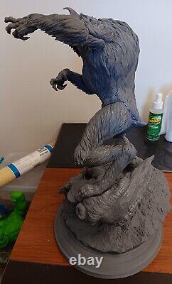 The Howling Resin Figure Unassemble Unpainted NEW. Must Be Assembled 15 X 10