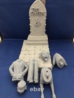 The Omen -Damian and the Hellhound -1/7 Scale Diorama Resin Model Kit