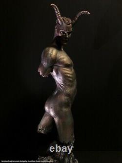 Erotic Nu Mâle Torse Statue Démon Jaydee Modèles Sculpture Jonathan Dewar